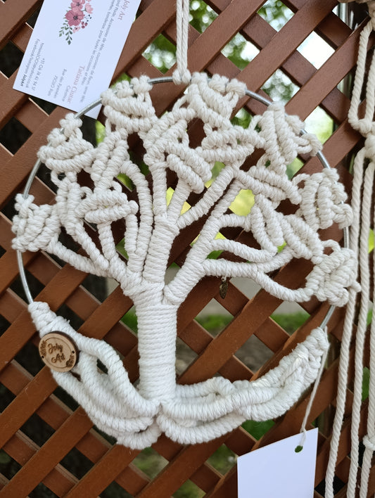 Arbre de vie blanc en macrame sur cerceau de bois en bambou. Piece unique Joly Art.