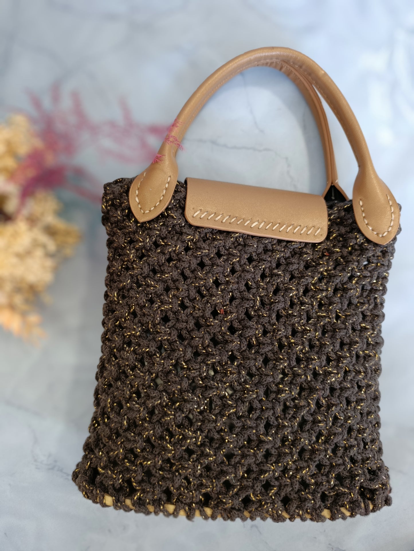 Sac à main macramé noir & or